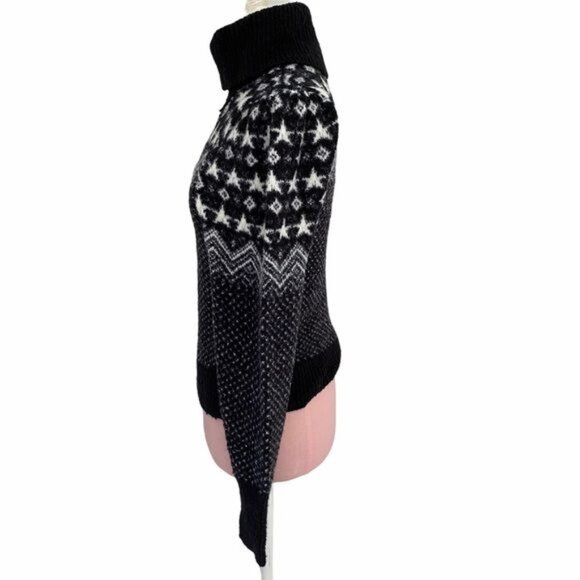 Free People Love Notes Black and White Star Printed Sweater Size Small N… - Picture 5 of 10